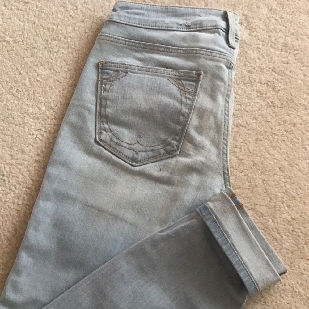 True Religion - Faded Cropped Jeans